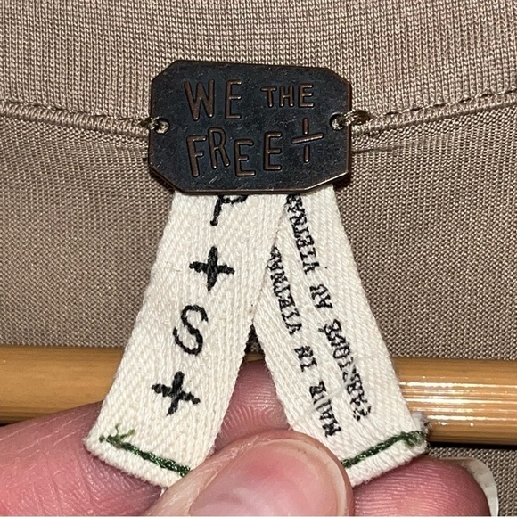 We The Free High Low Peasant Blouse Women’s Size Small - Picture 4 of 9